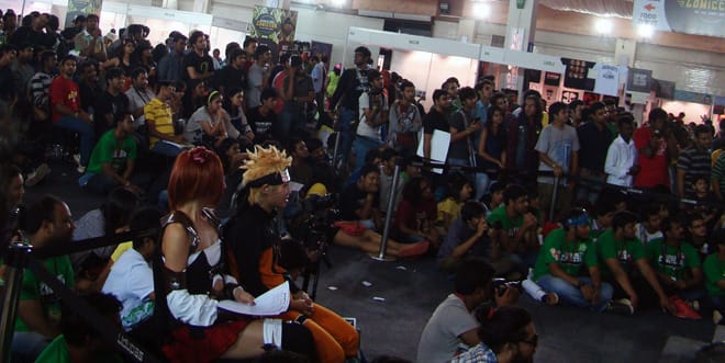 Comic-Con_Bangalore_2014_Captivated_Crowd